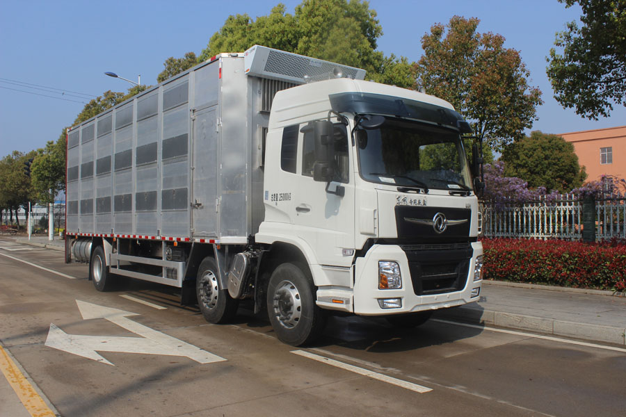 潤知星牌SCS5250CCQDFV6型畜禽運(yùn)輸車
